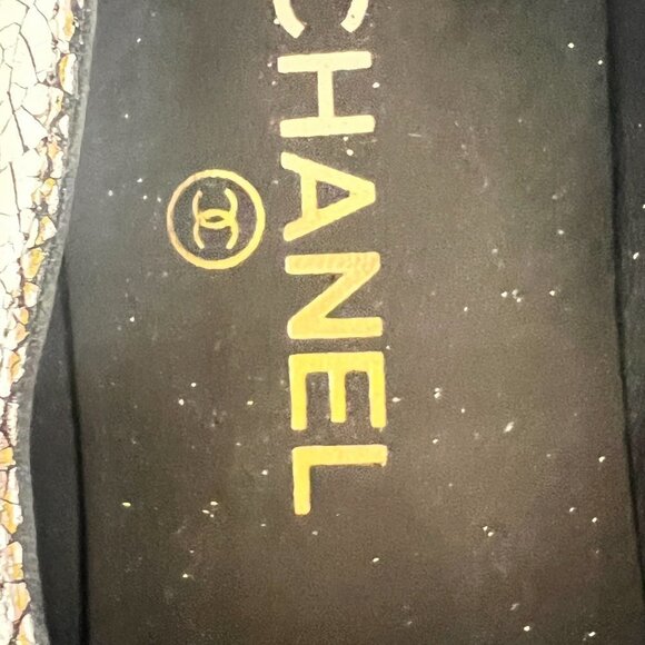 Chanel silver crackled leather interlocking CC Camelia Smoking slipper size 38 - Picture 10 of 11